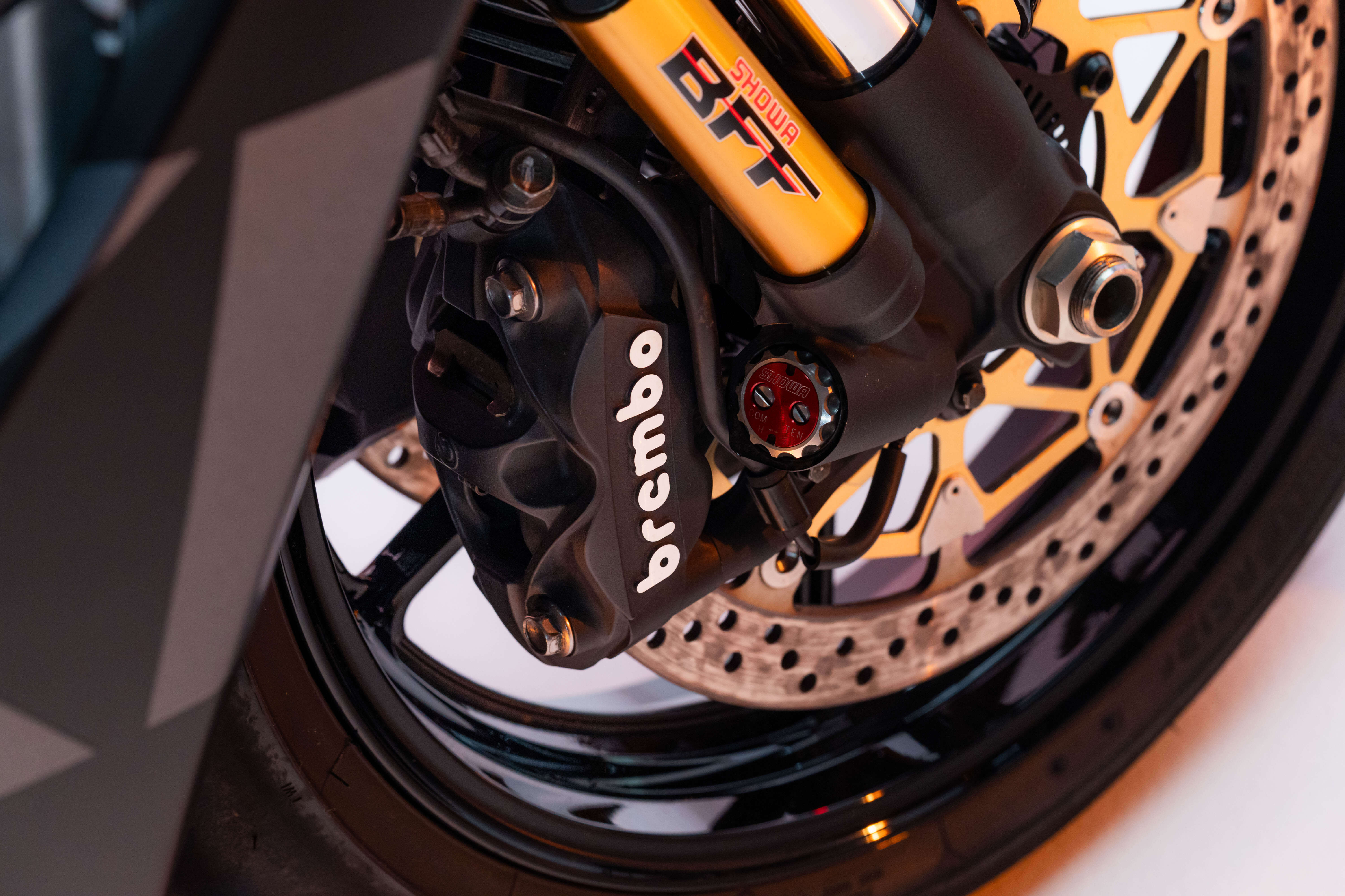 Suzuki GSX-R1000R Stealth