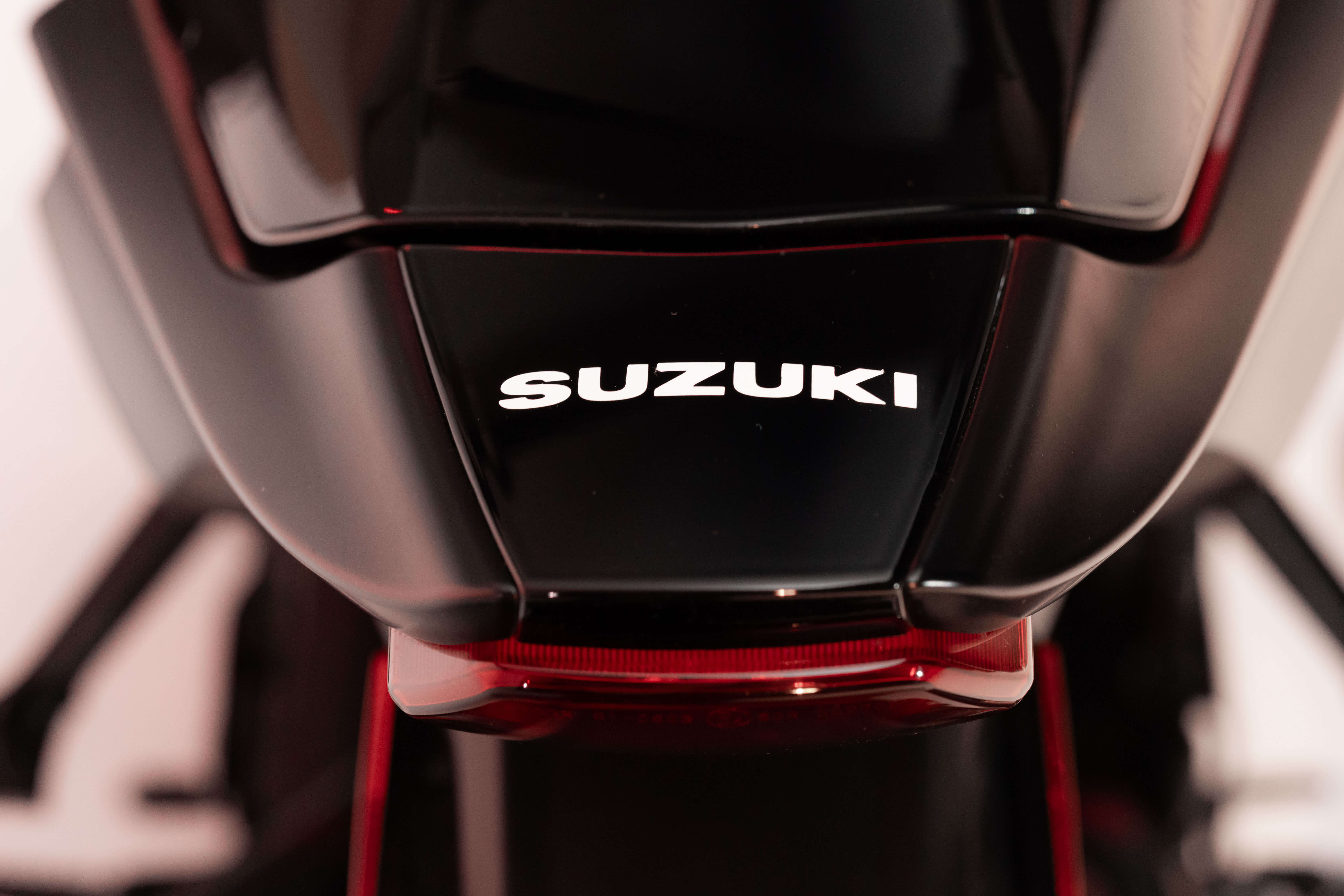 Suzuki GSX-R1000R Stealth